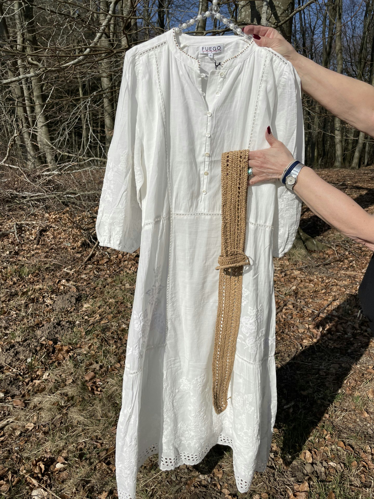 Fuego klänning " broderi & pärlor " , Off white