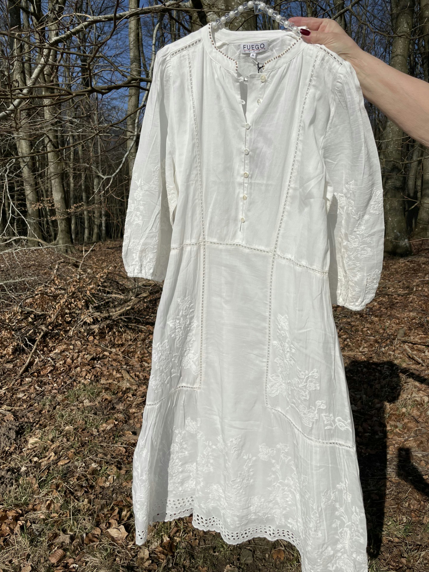 Fuego klänning " broderi & pärlor " , Off white
