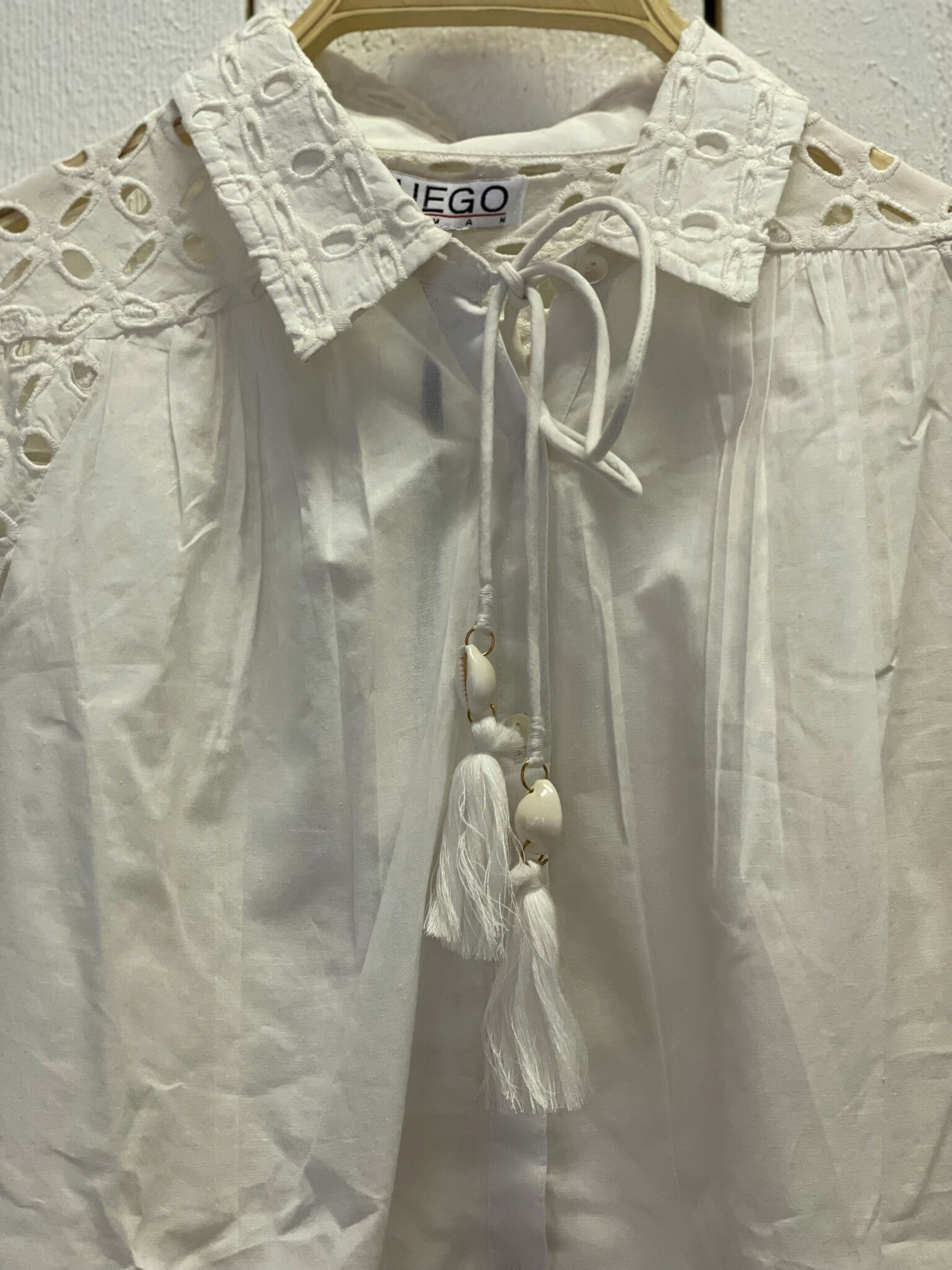 FUEGO Blus " Broderi anglais" , Ecru