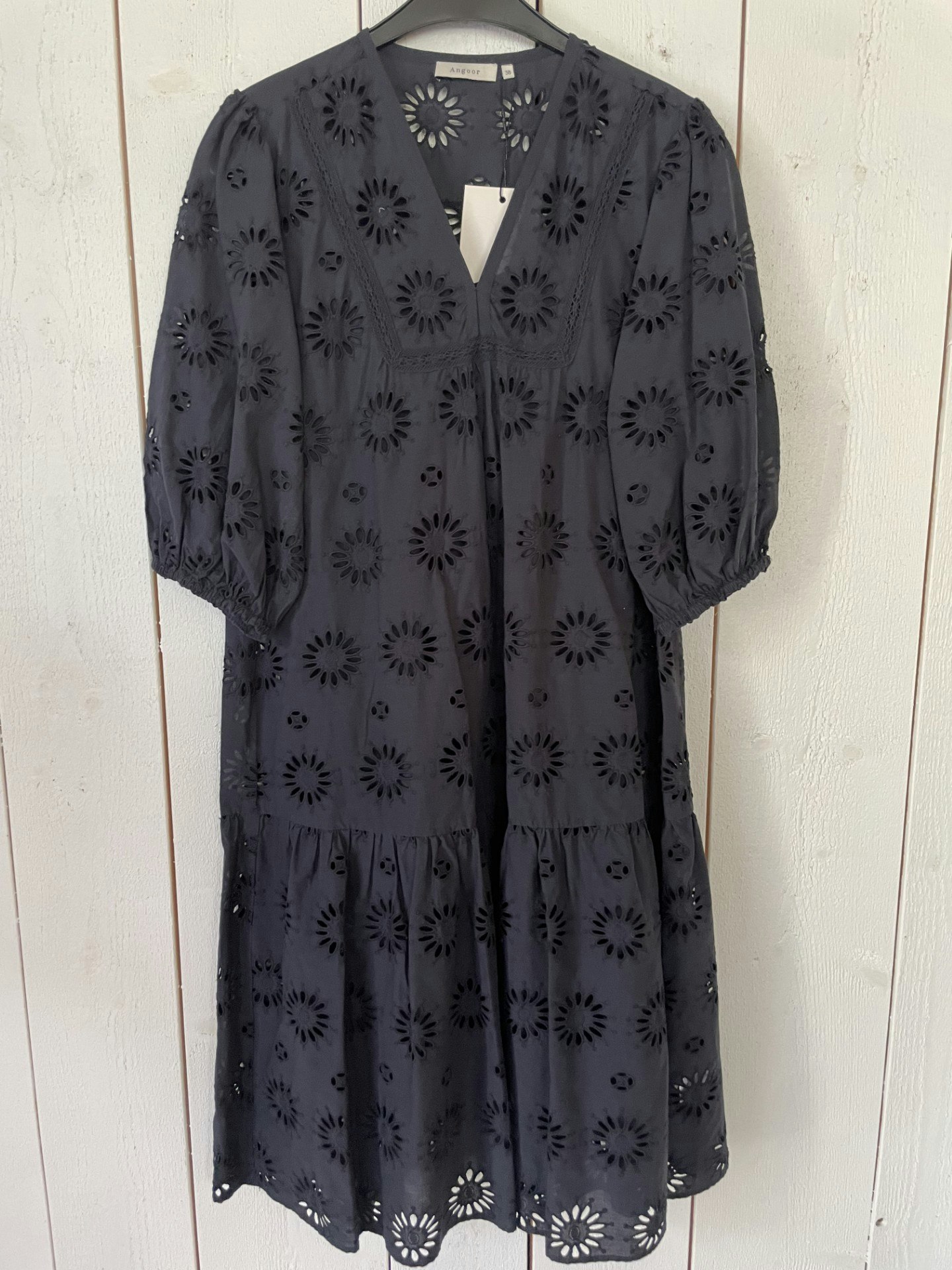 Angoor klänning " Broderie Anglais " , Night blue