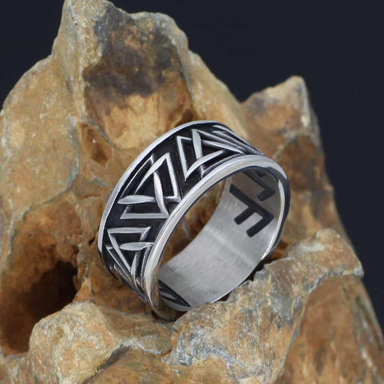 Vikingring Valknut-Korpen Hugin-Runskrift