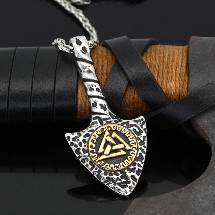 Halsband Viking Arrow-Valknut i guldfärg. 60 cm