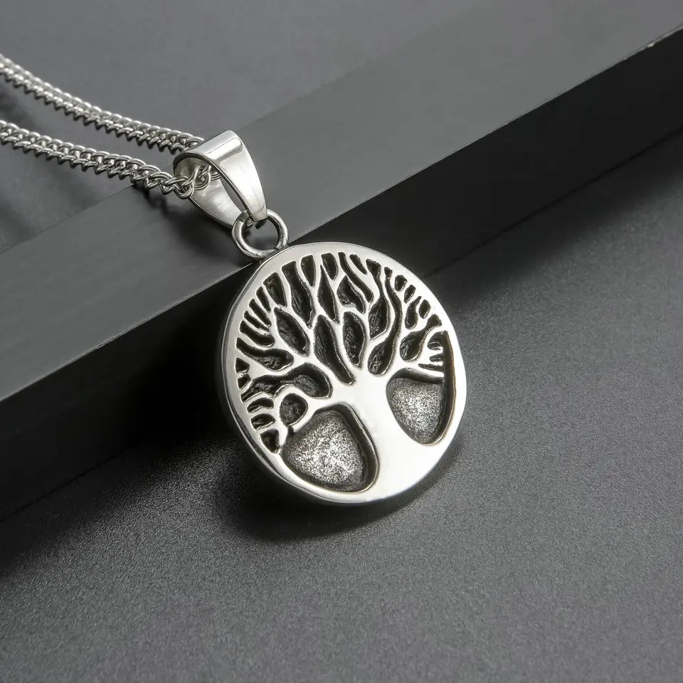 Halsband Yggdrasil  -  Tree of life