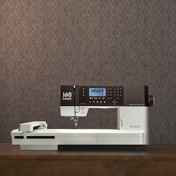 Pfaff creative ambition™ 640 sy- och brodérmaskin