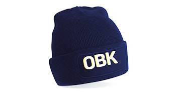 OBK Mössa Med Tygpanel och logga med reflex