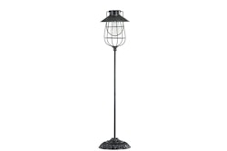 Solcells lampa på fot