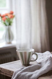 Majas Mugg randigt mönster