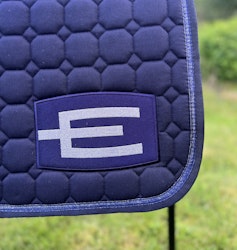 Equiline Hoppschabrak med E-Logga Marin/Silver