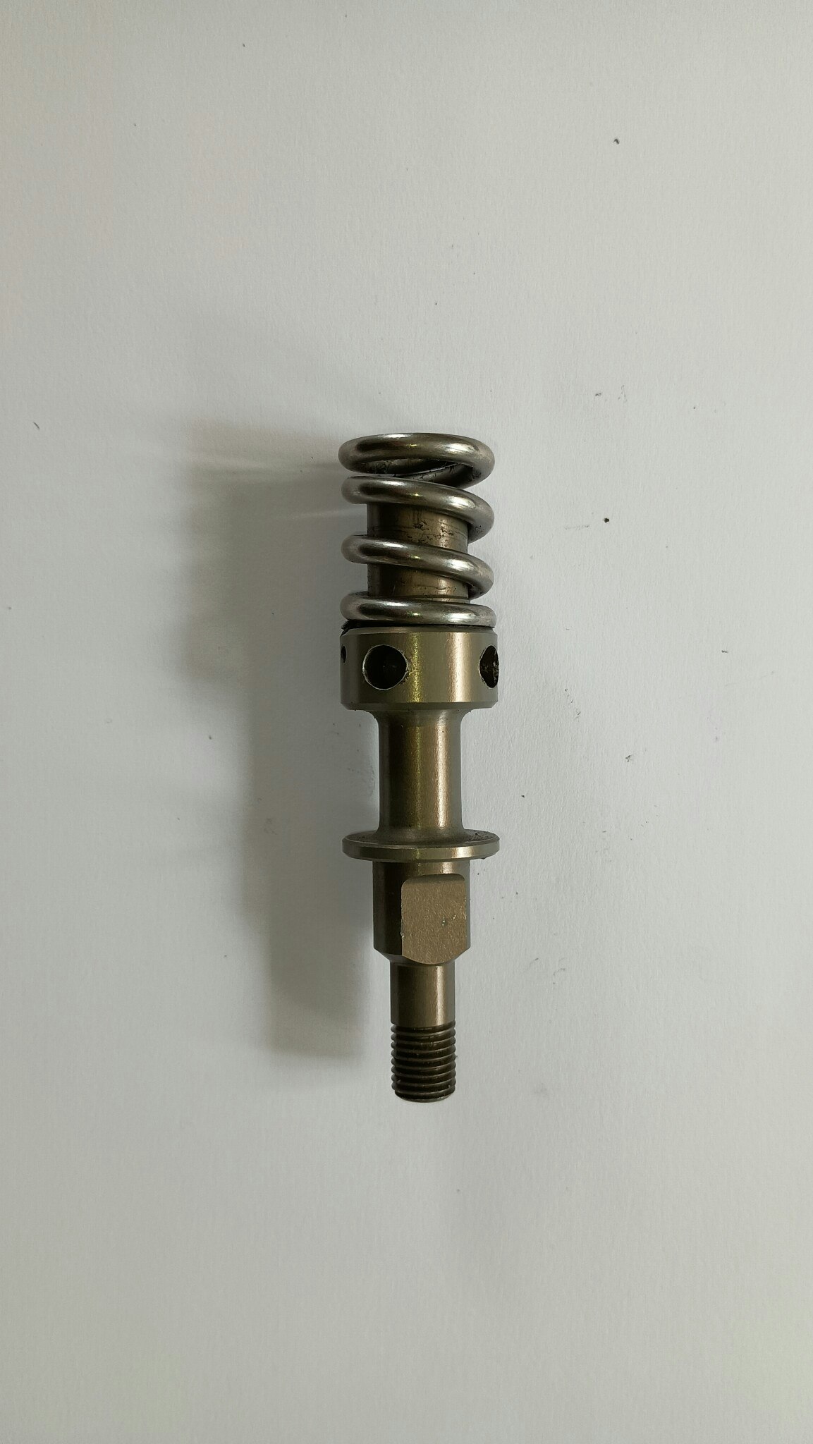 Barrel lock cap assembly
