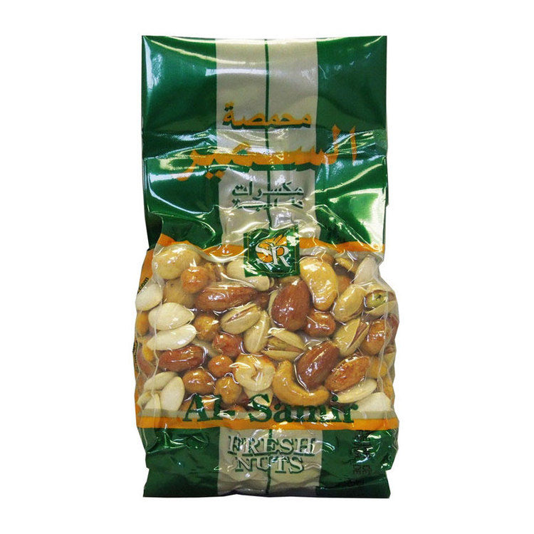 Al-samir vakuumpackade blandade nötter erbjuder en mångfaldig kombination av olika nötter och ingredienser för att skapa en smakrik och näringsrik snacksupplevelse. Blandningen innehåller ingredienser