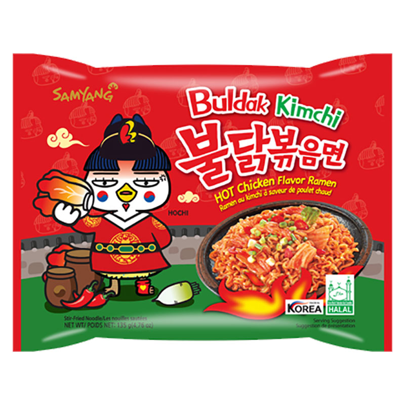 Samyang Hot Chicken Ramen Budak Kimchi tar din smakupplevelse till en helt ny nivå av kryddighet och spänning. Dessa snabbnudlar kombinerar den klassiska koreanska smaken av kimchi med en explosiv het