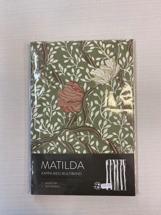 Matilda Grön Gardinkappa Färdig