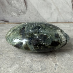 Prehnit, jumbo palmstone (A)
