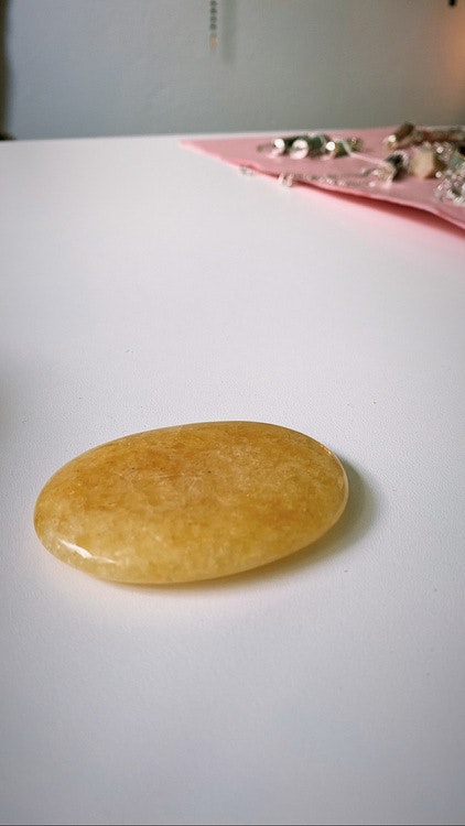 Orange kalcit, no worry stone (L)