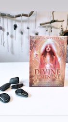 The Divine Feminine, orakelkort
