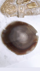 Agatskiva, underlägg