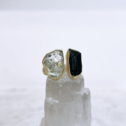 Svart turmalin & Akvamarin, ring från Biverståhl Crystals