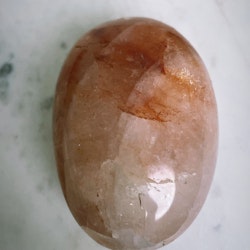 Fire quartz /Hematoid quartz, palmstone R