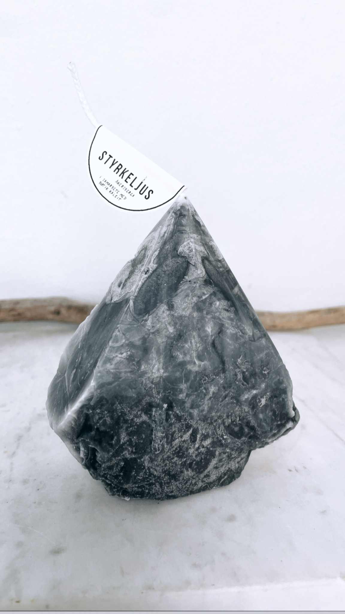 Kristalljus a la Kalcit, Obsidian