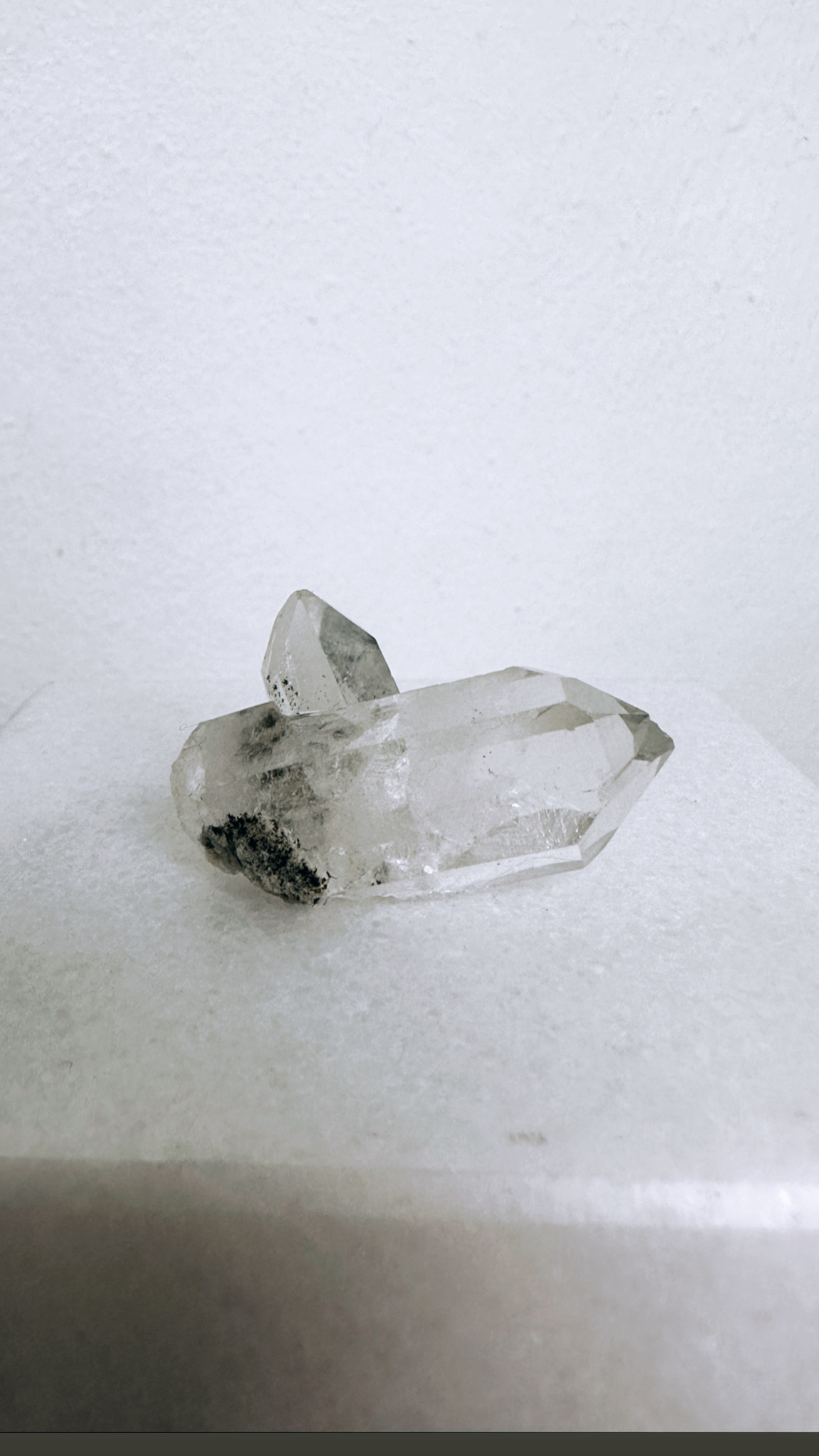 Bergkristall, rå spets (A)
