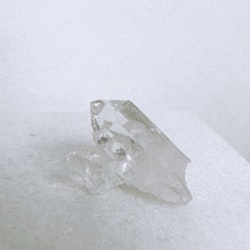 Bergkristall, rå spets (B)