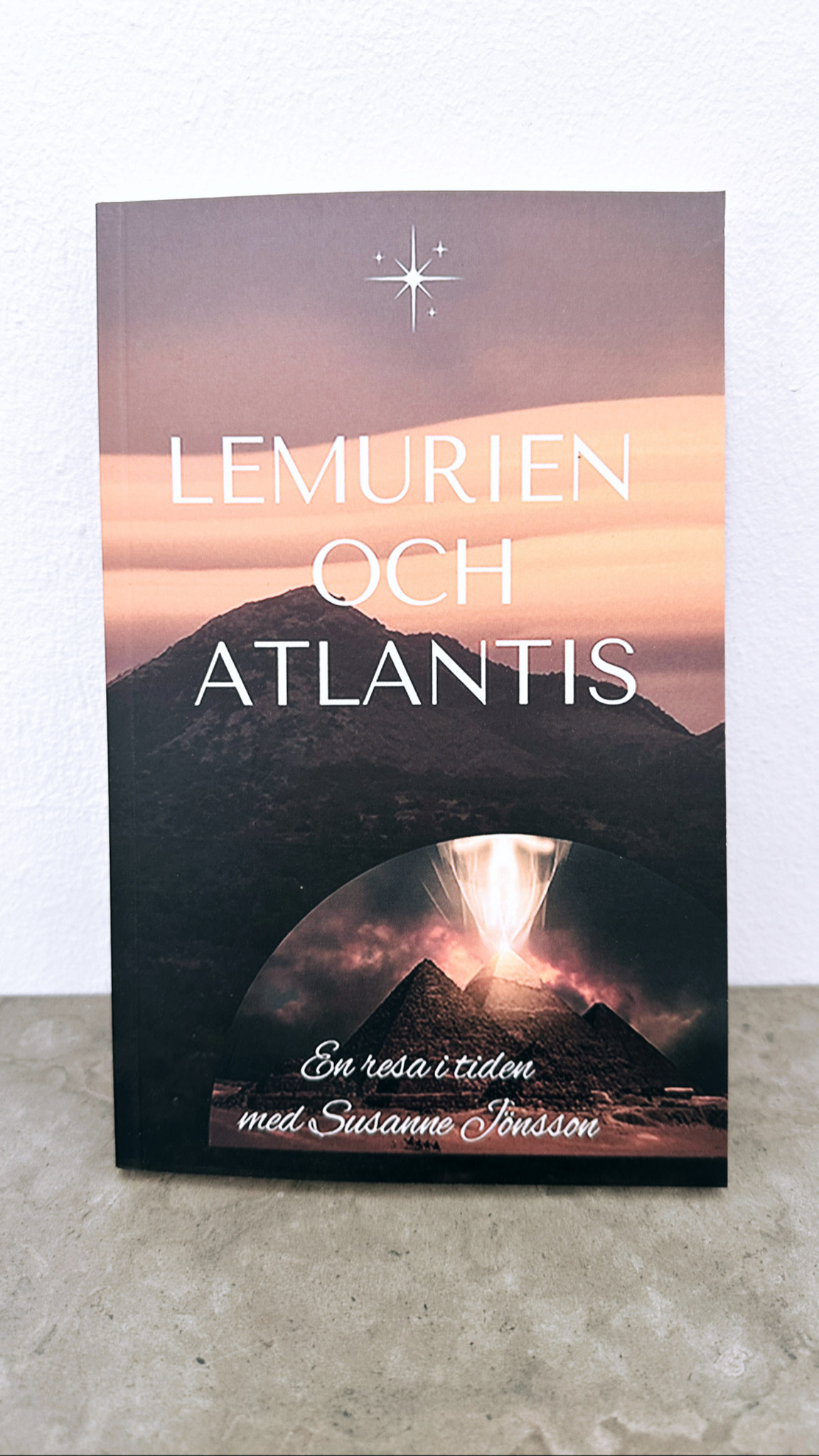 Lemurian och Atlantis av Susanne Jönsson