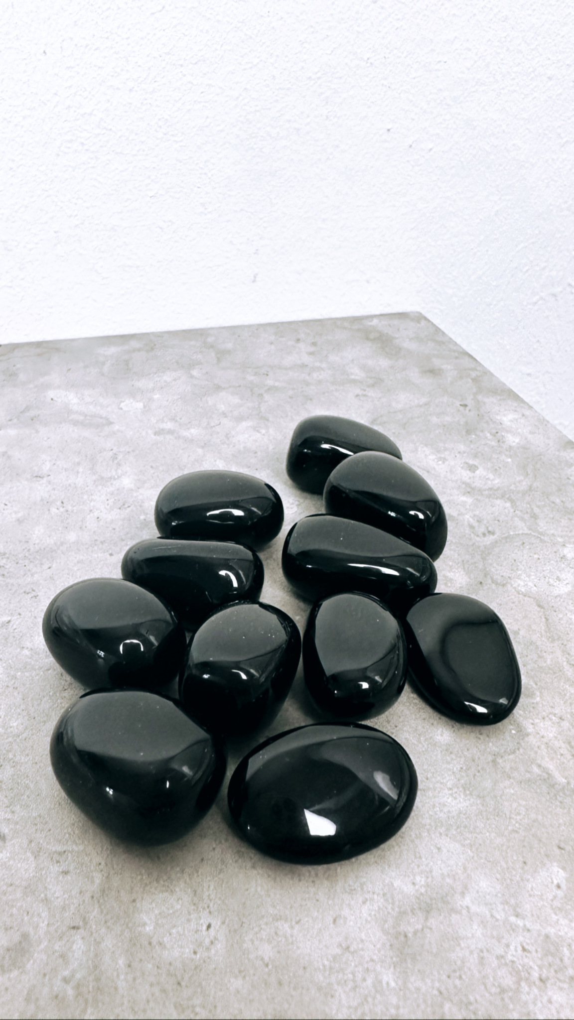 Obsidian Svart, trumlad