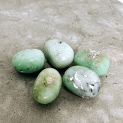 Grön Opal, trumlad