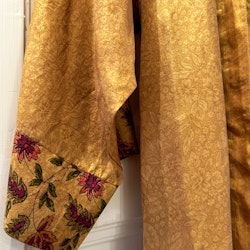 Kimono från With Segerqvist, guld