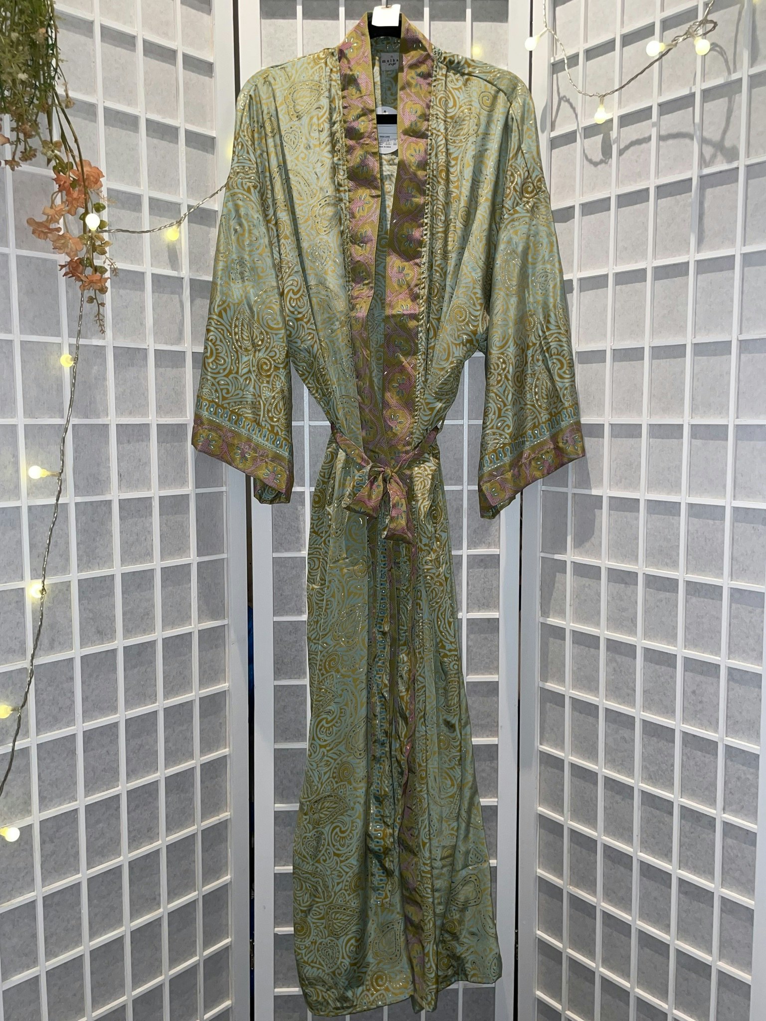 Kimono från Malkaa, grön / lila / guld