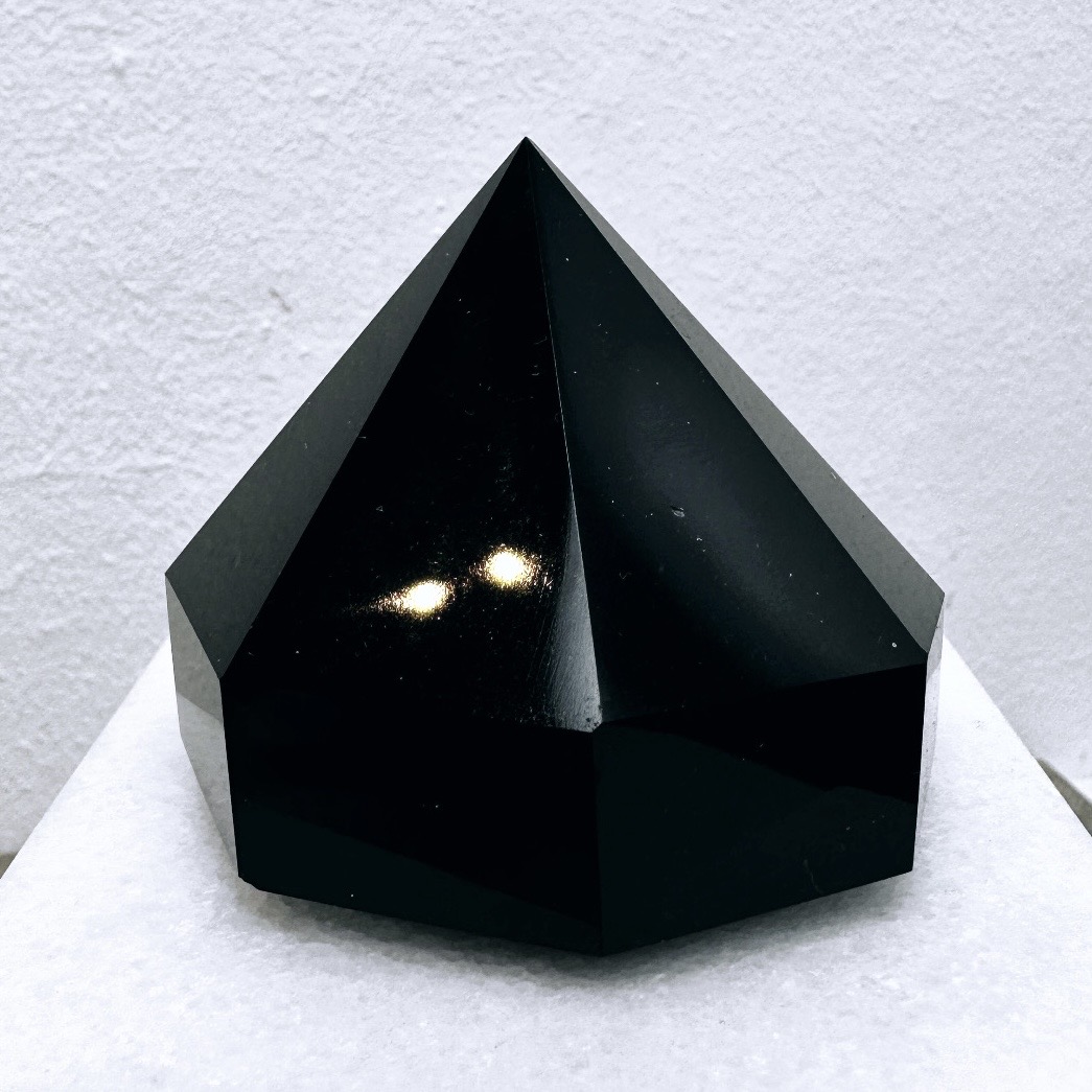 Svart Obsidian, diamantformad