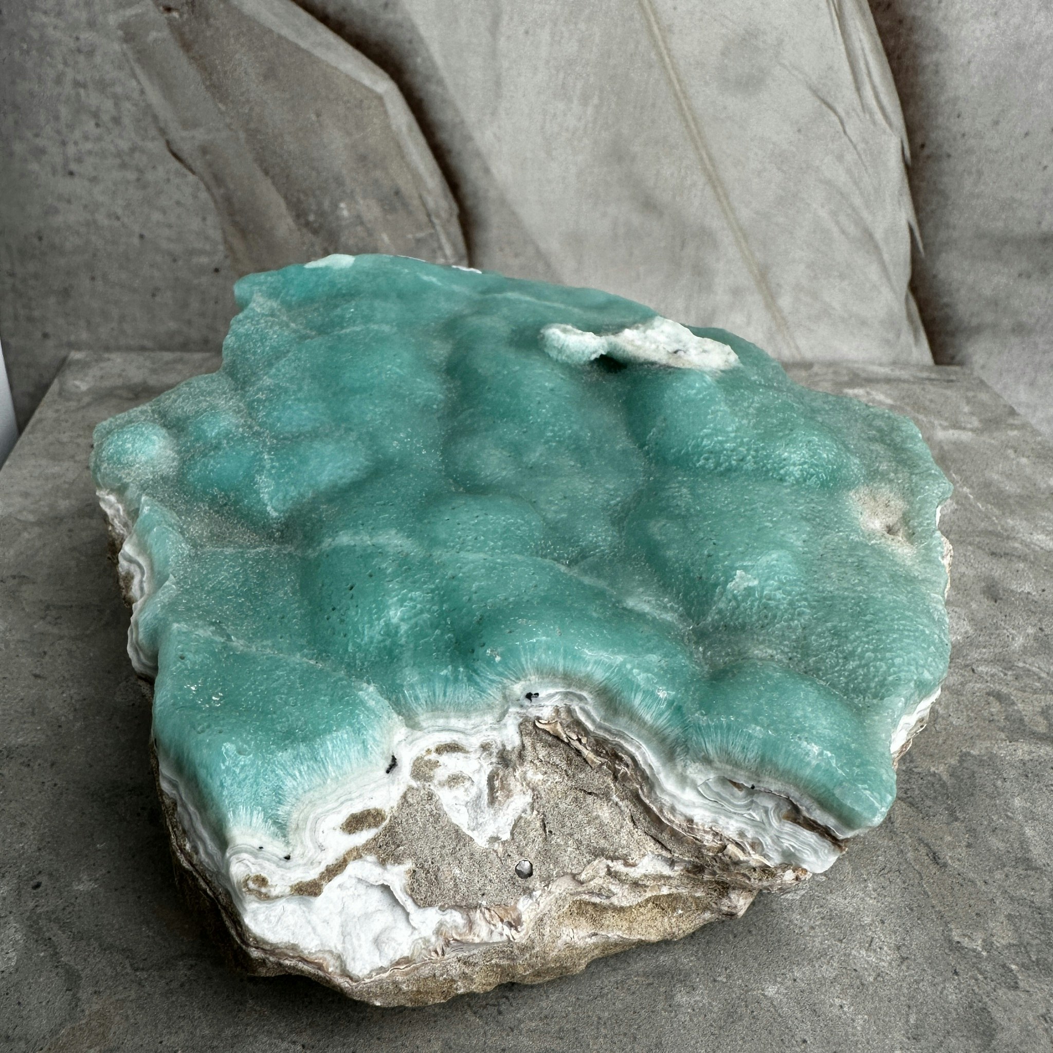 Kluster i Blå Aragonit, stenen för kommunikation, känslor & inre kontakt