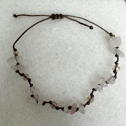 Rosenkvarts, armband guldpärlor