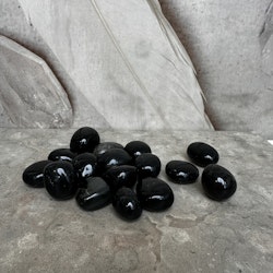 Svart Obsidian, trumlad large
