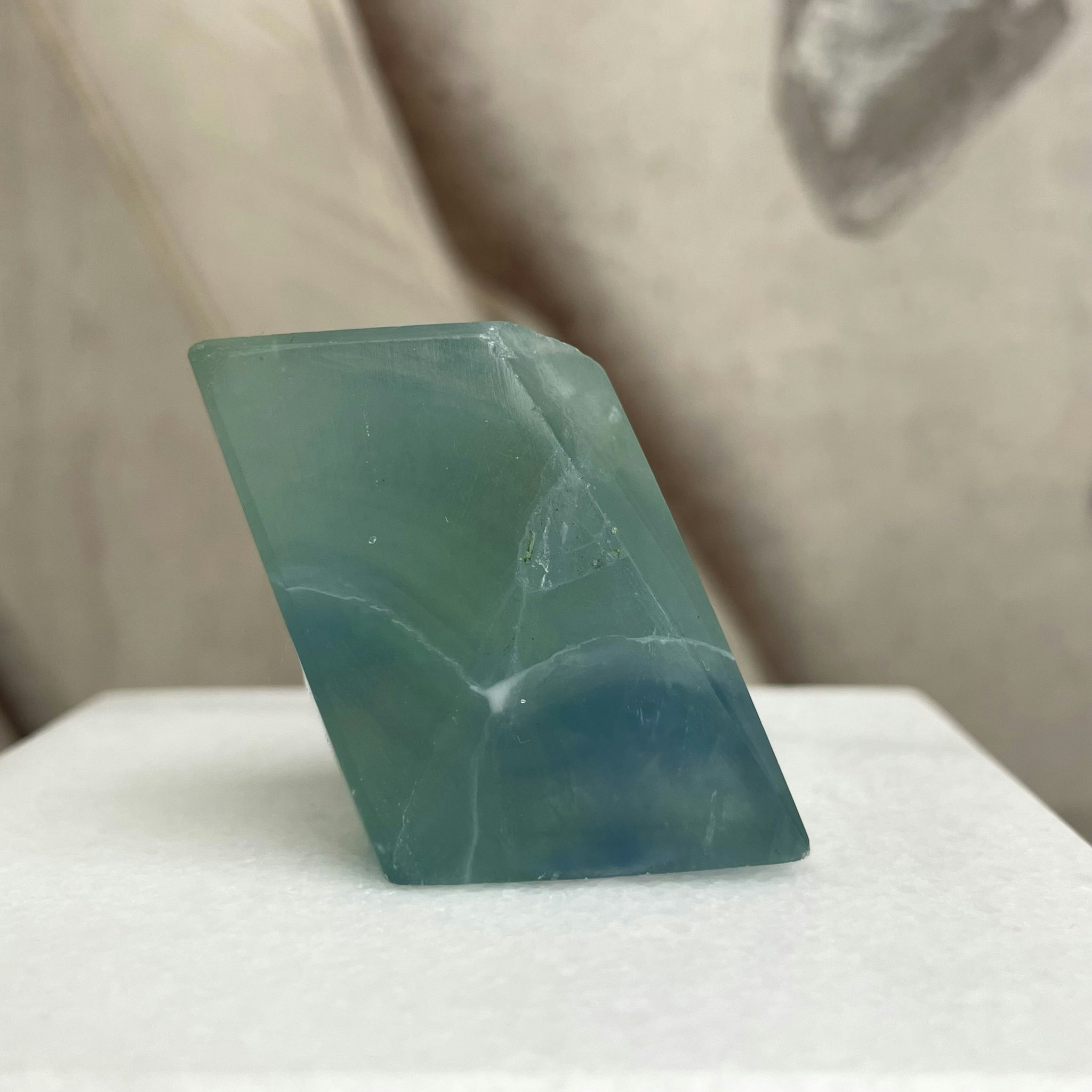 Fluorit, free form (A)