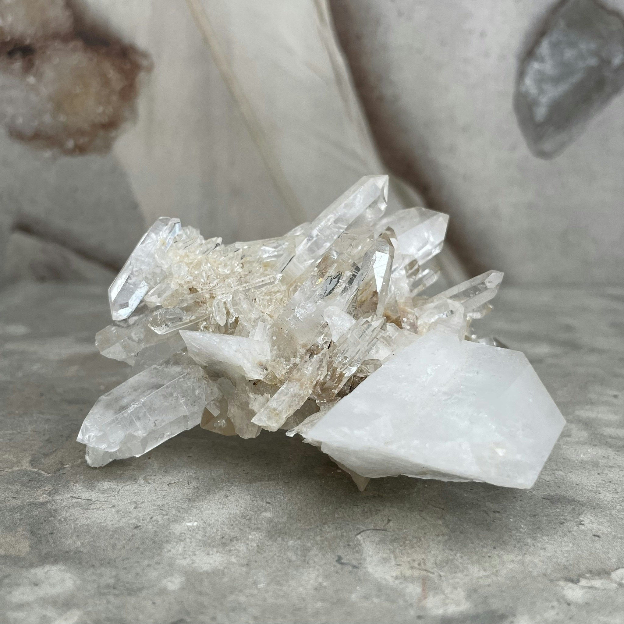 Colombian quartz, kluster
