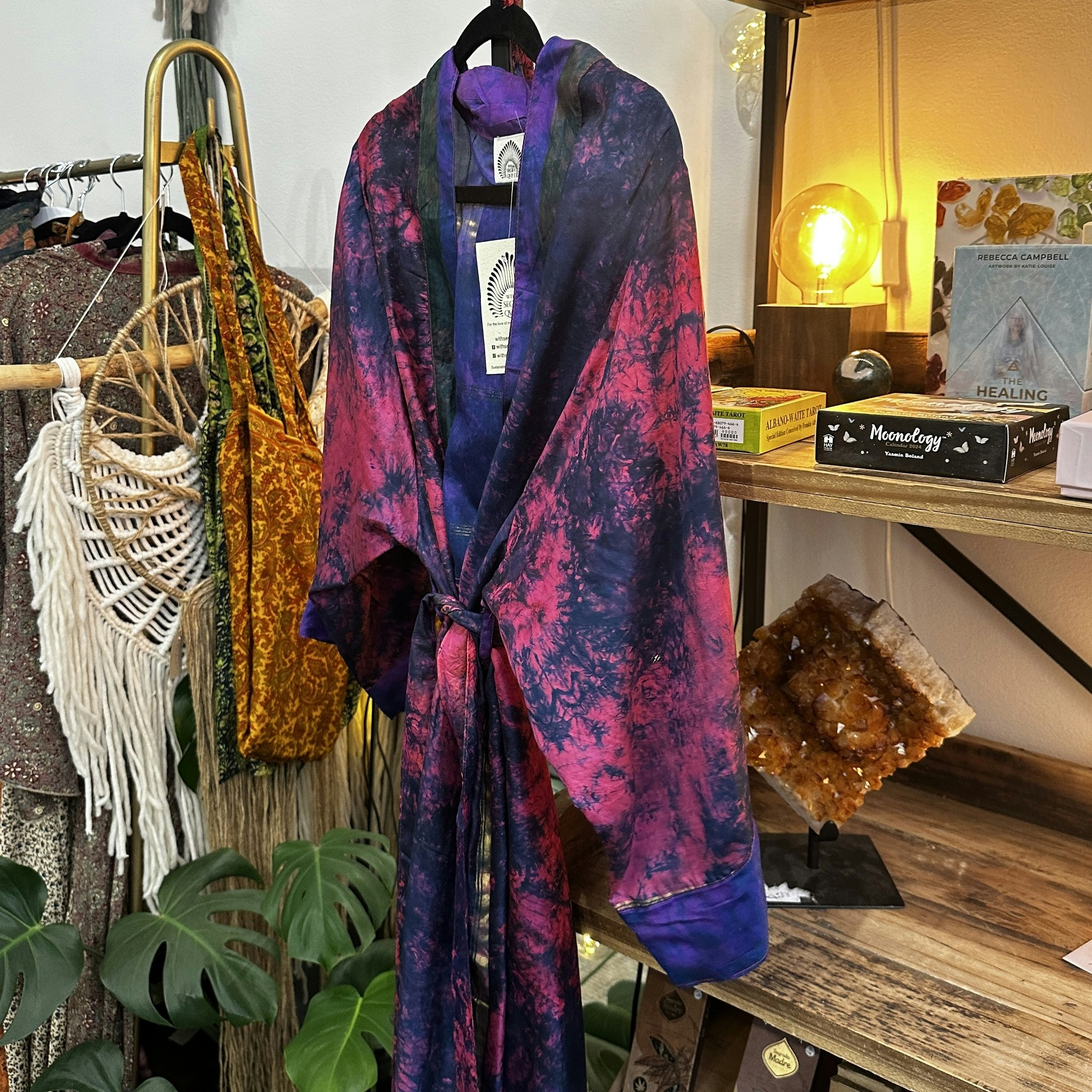Kimono från WithSegerqvist, lila/rosa (D)