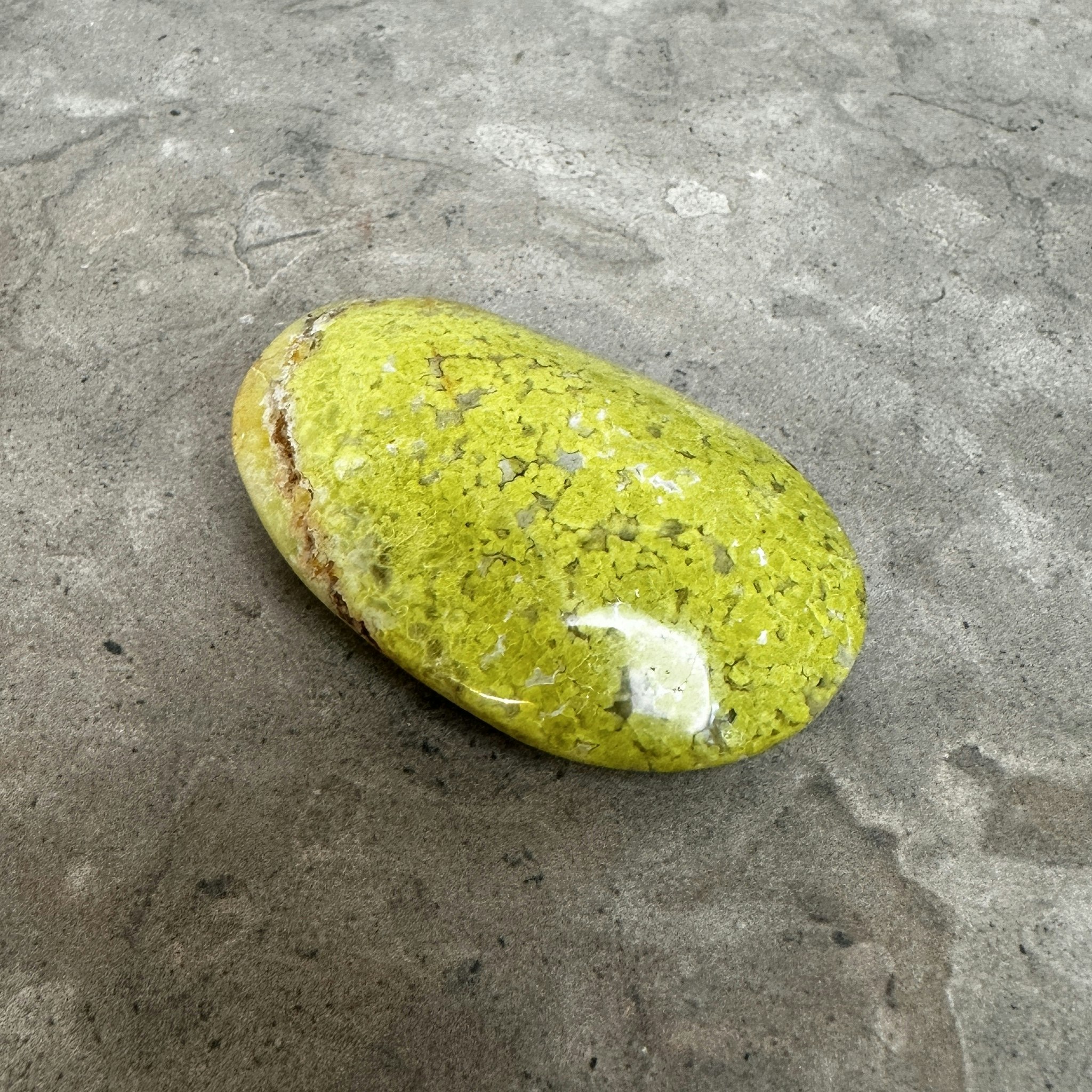 Grön Opal, palmstone (A)