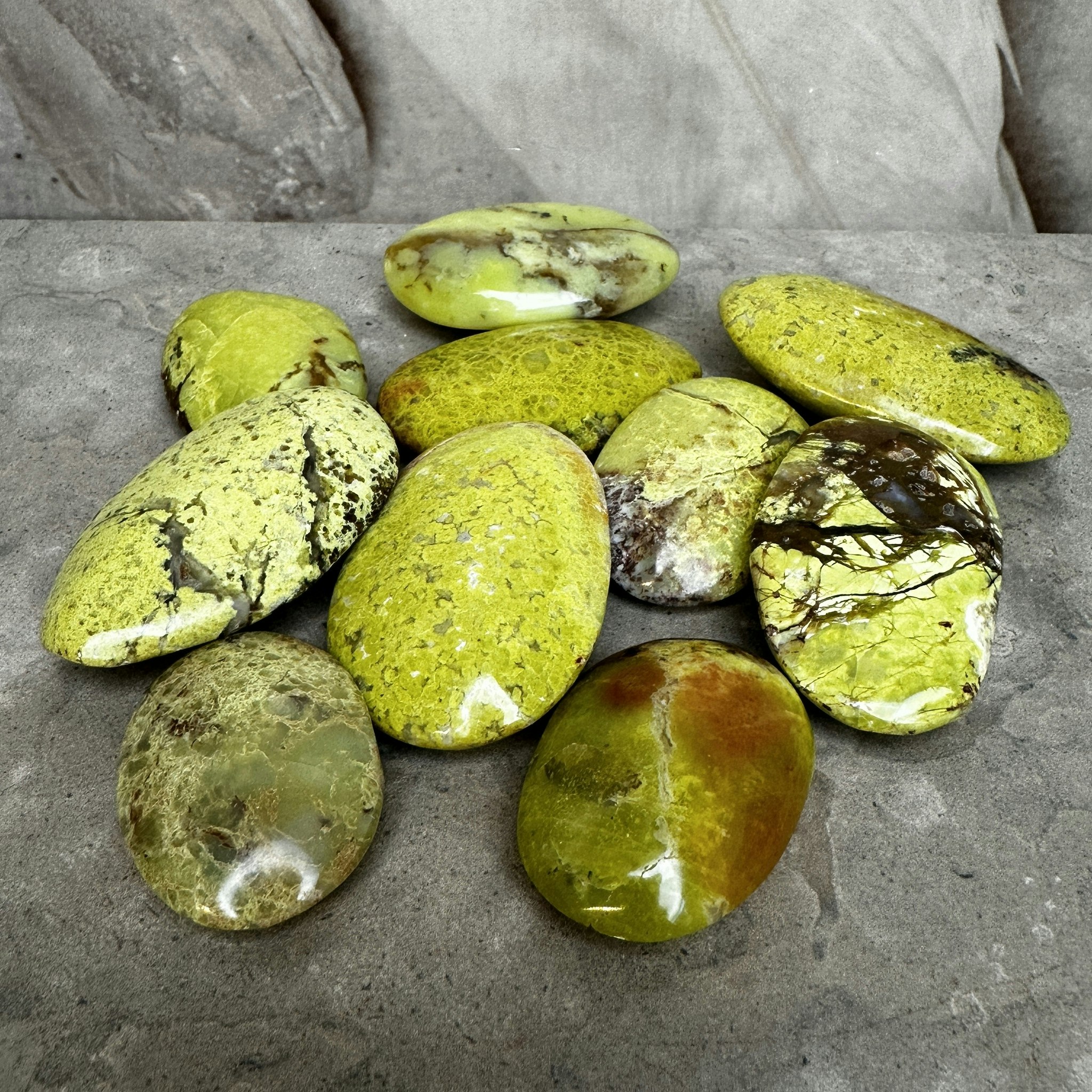 Grön Opal, palmstone (A)