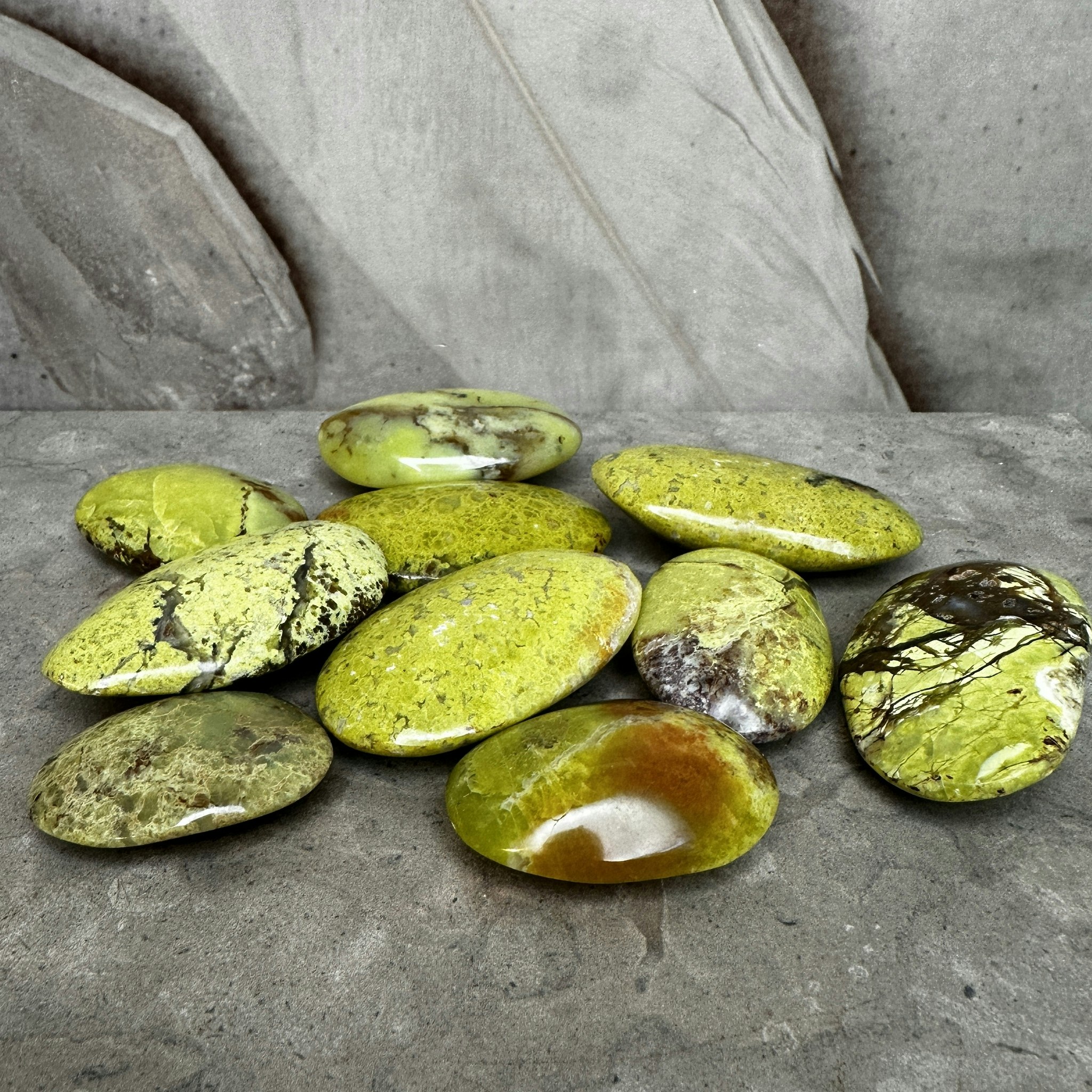 Grön Opal, palmstone (A)