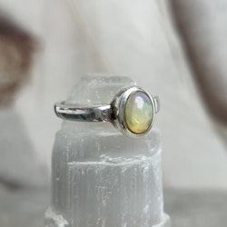 Etiopisk opal, ring, 925 silver