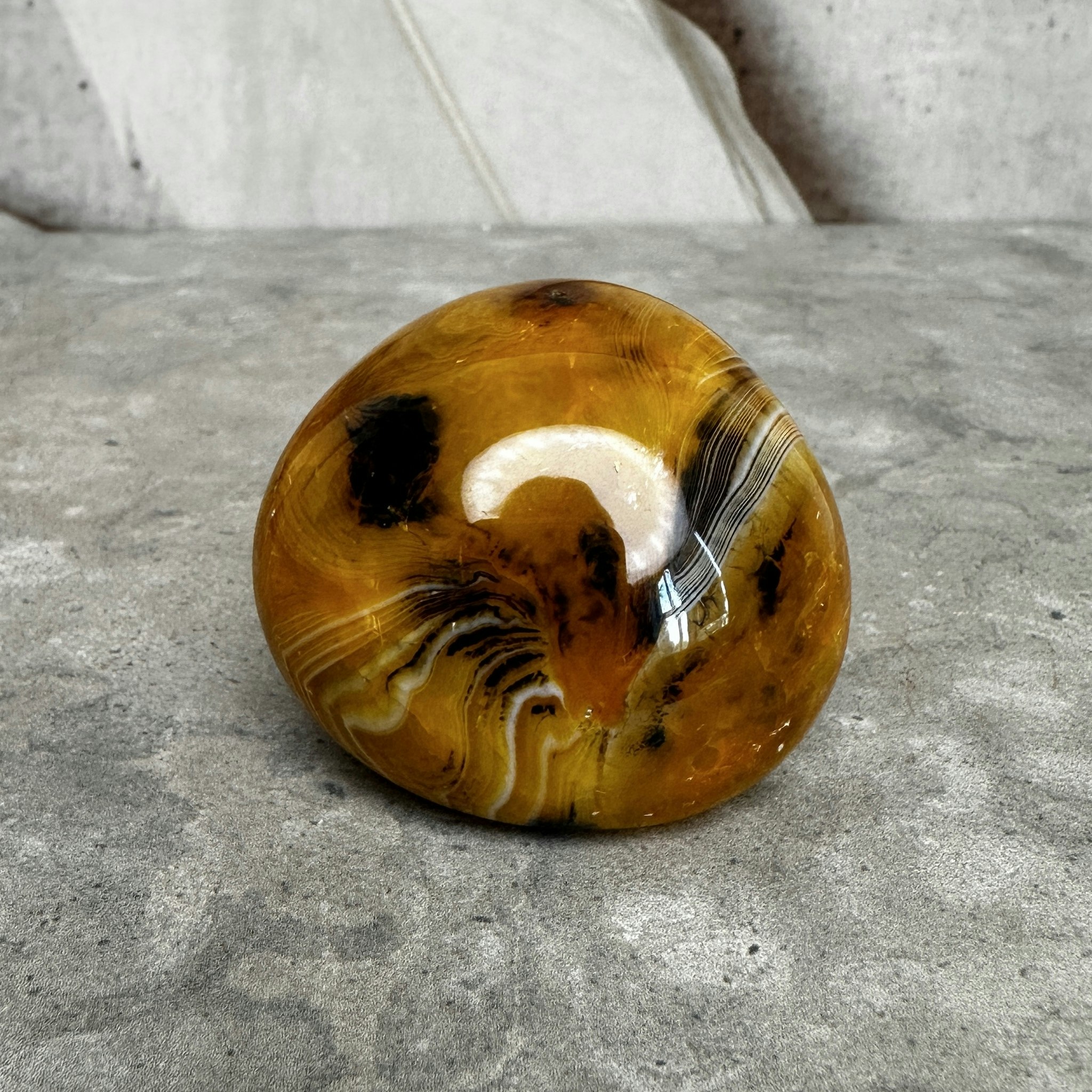 Madagaskar Agat, palmstone (A)