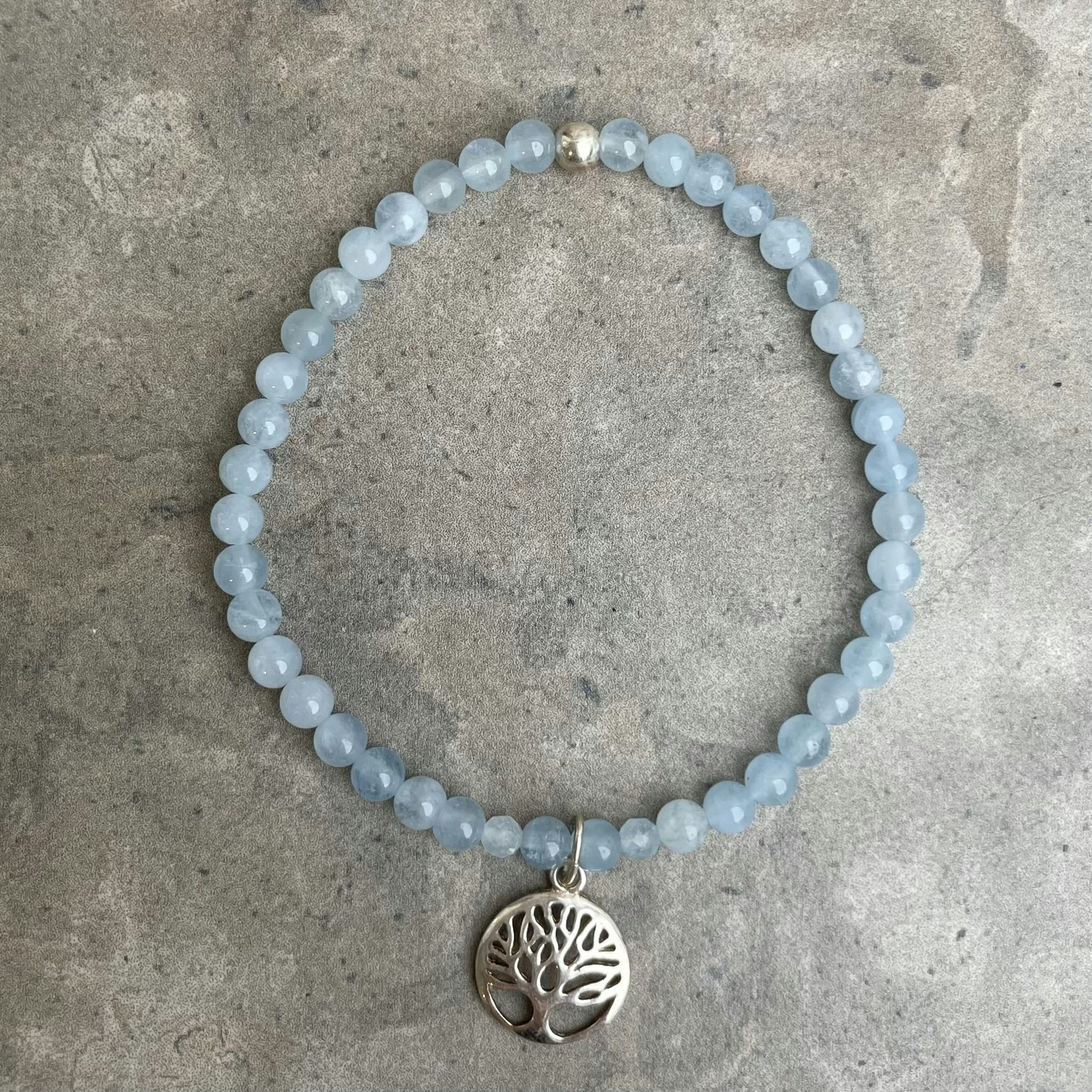 Akvamarin, armband med livetsträd i silver