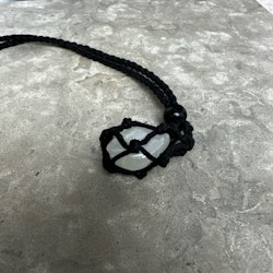 Halsband för kristall i Makramé, svart