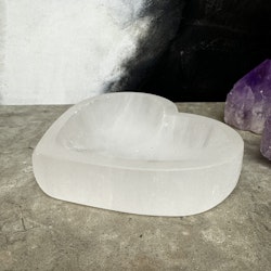 Selenit, hjärta skål (12 cm)