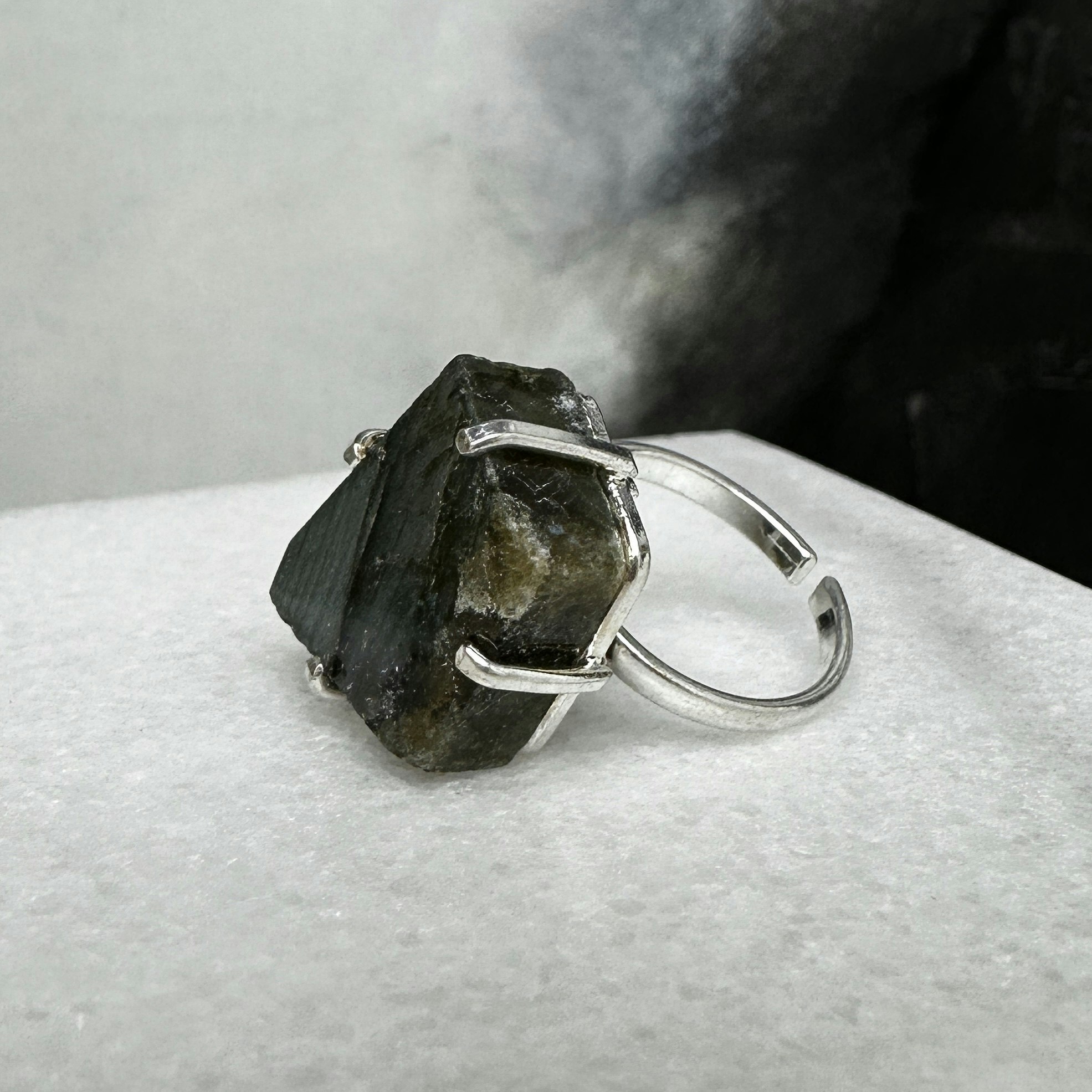 Labradorit, justerbar ring silver (B)