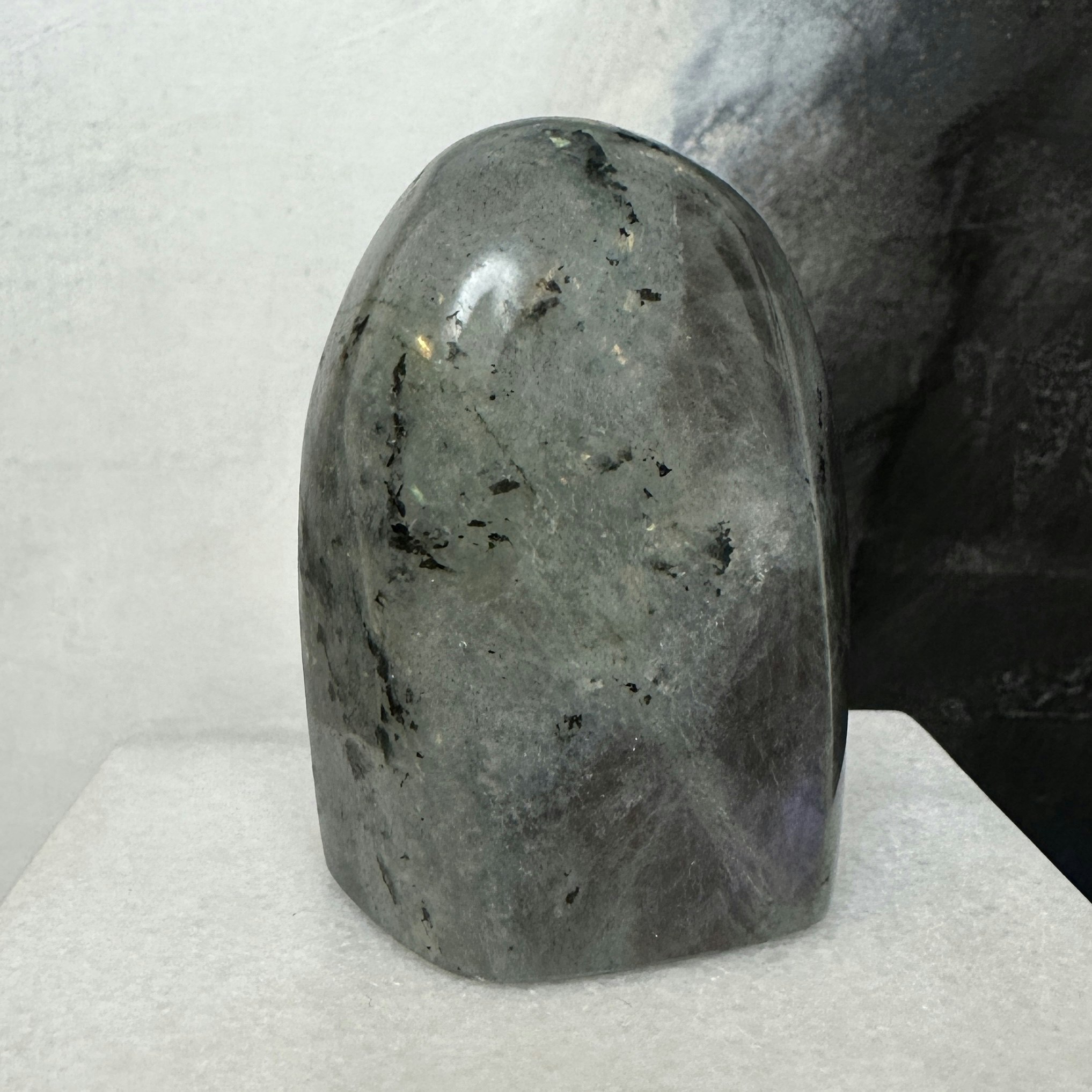 Labradorit, Free form (G)
