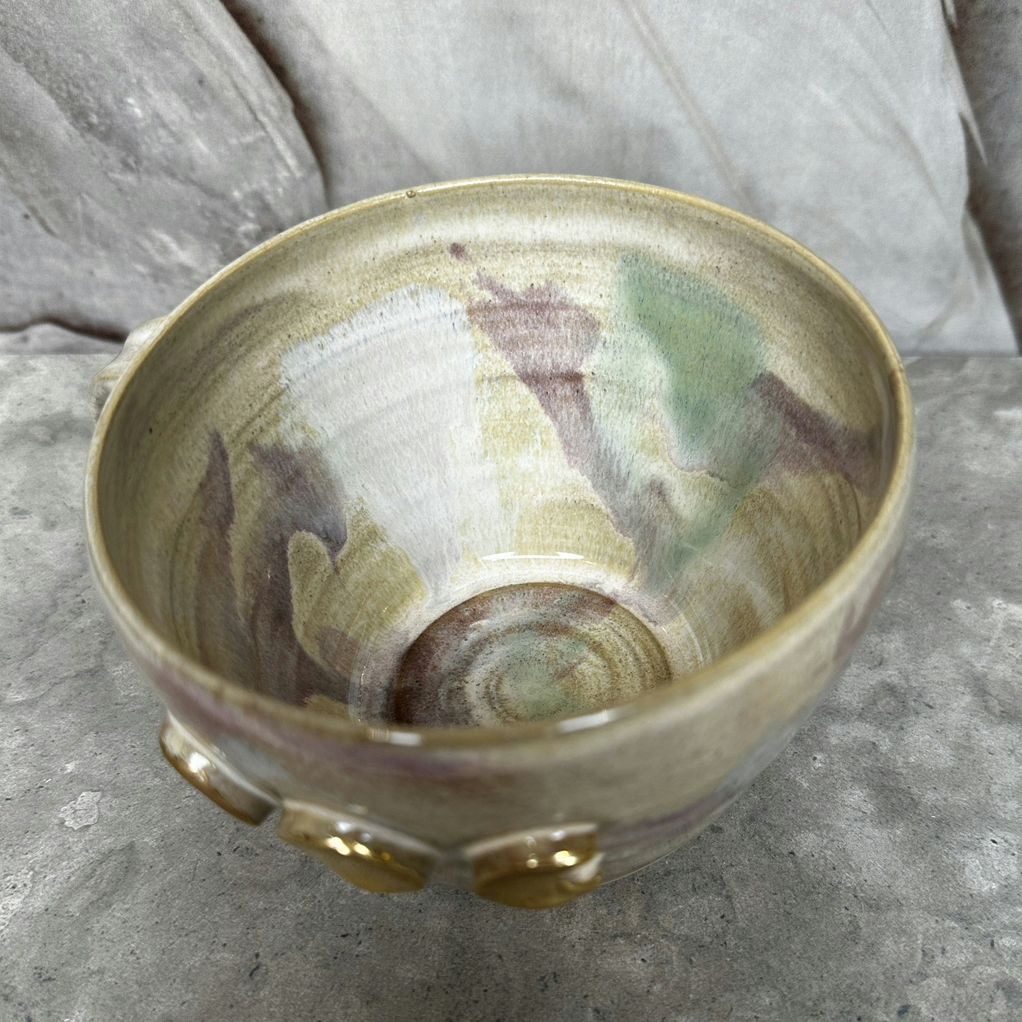 Temugg Golden Moons, Earth (B)
