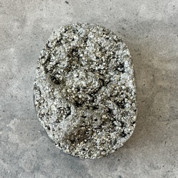 Pyrit, palmstone med kluster (E)