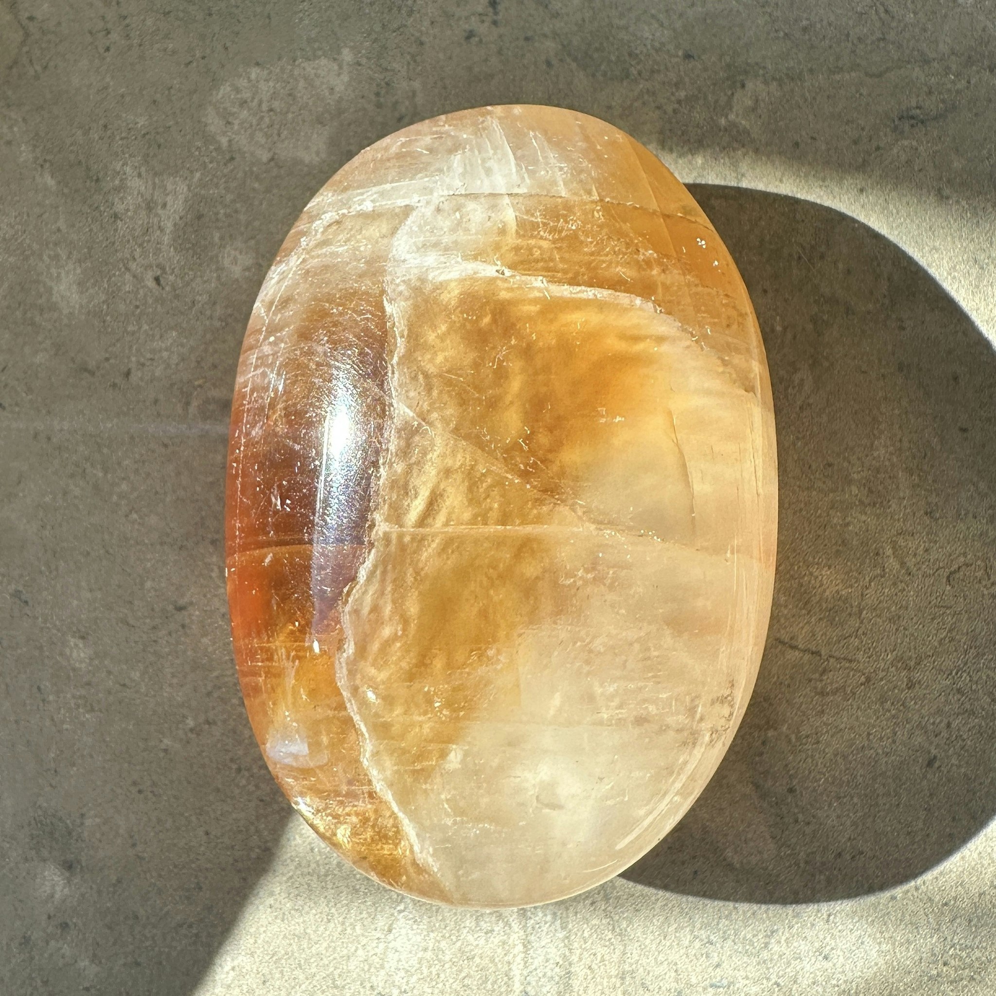 Honungskalcit, palmstone (A)